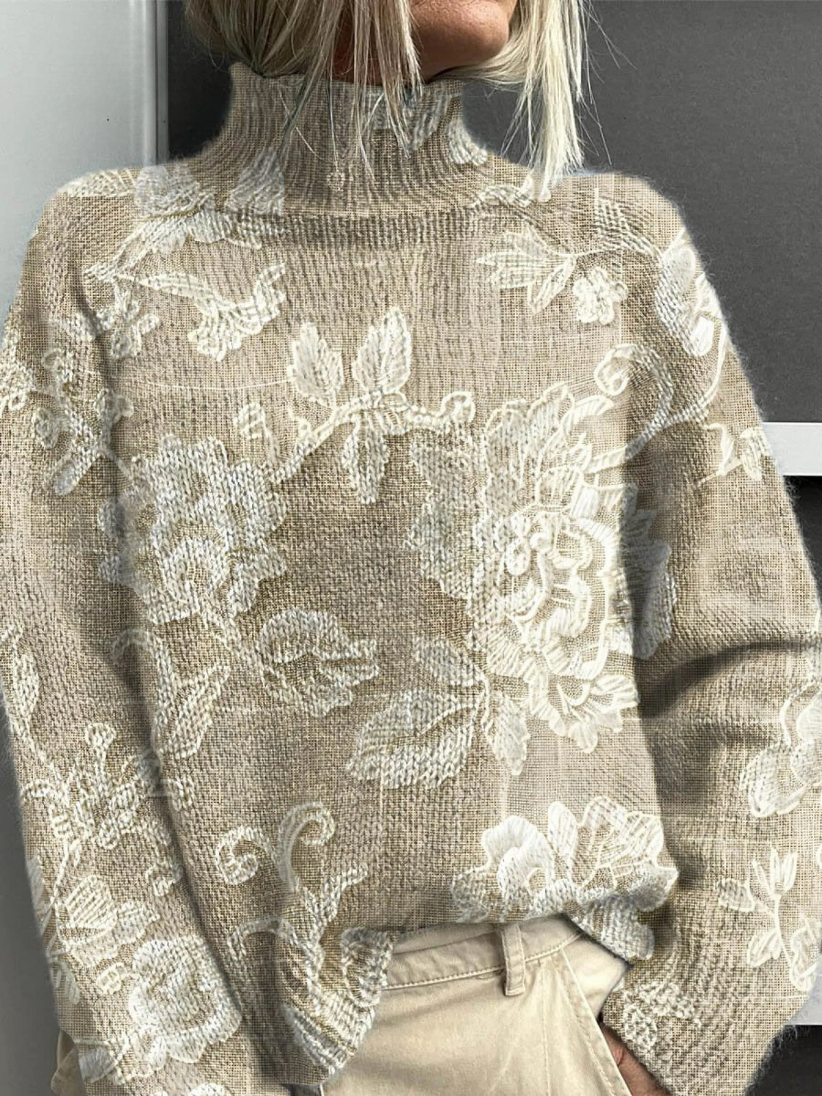 Evi | Timeless Vintage Floral Turtleneck Sweater