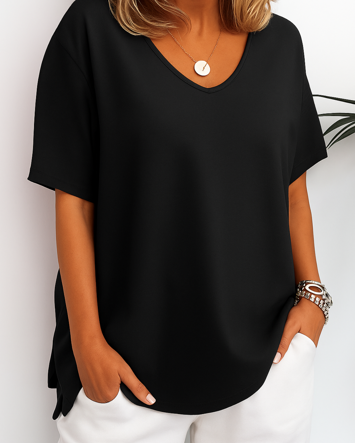 Jessie | Relaxed Fit Short-Sleeve V-Neck Top